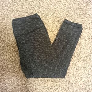 Black & Gray Capri, Size M